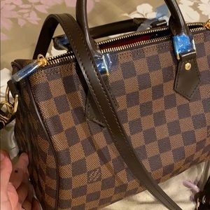 Louis Vuitton Speedy 25